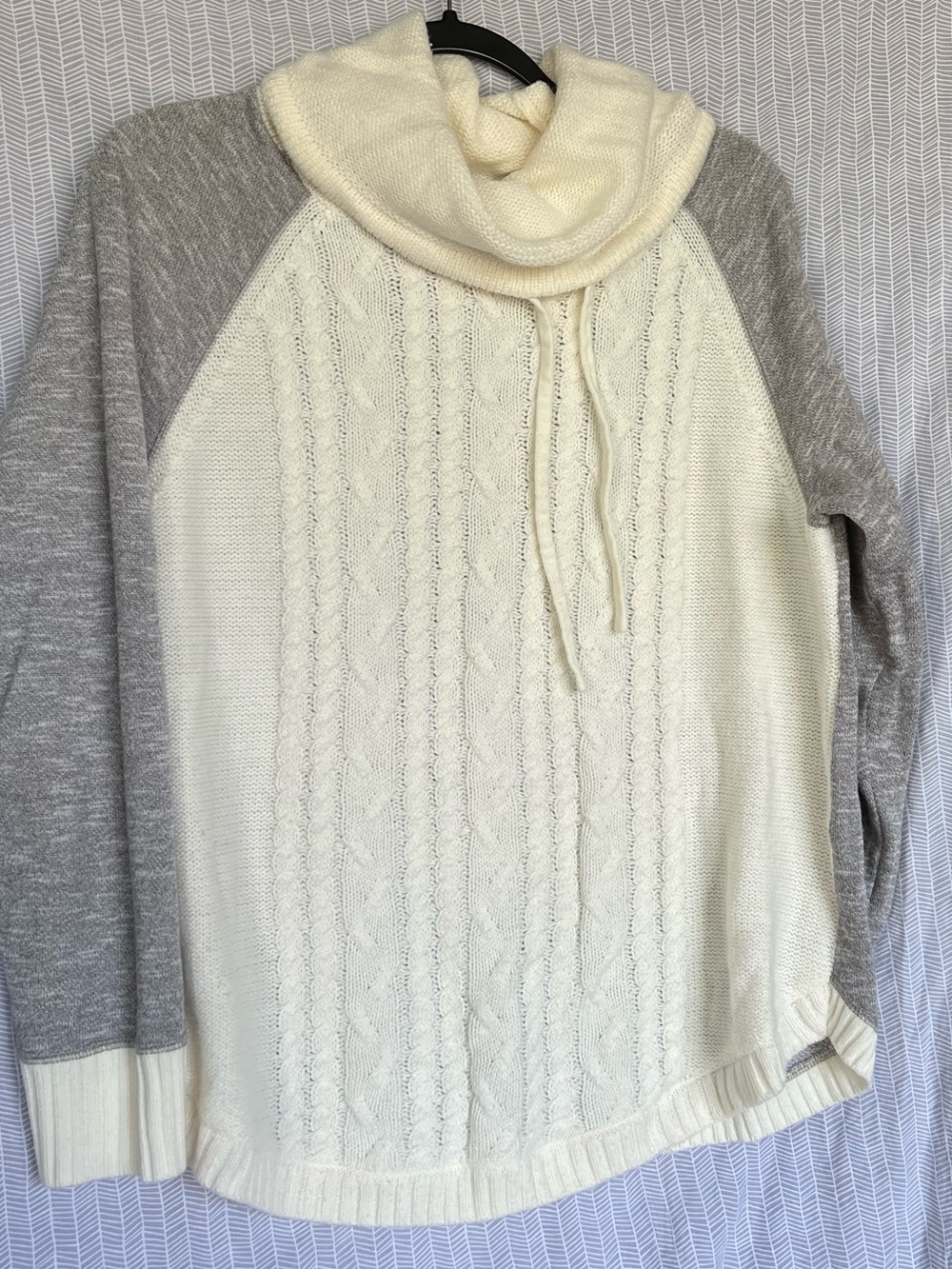 Hyba XL Cowl Sweater in Cream and Gray